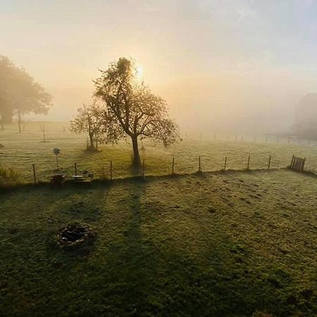 Varm: Vegan Bio-Farm Stay for Dog Lovers and Nature Enthusiasts Sulb Exterior photo